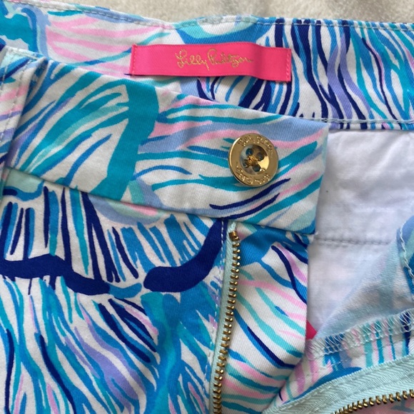 Lilly shorts Fishful Thinking - Picture 5 of 5